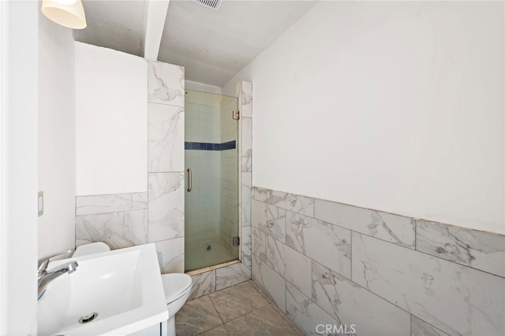 102 W El Portal Property Photo 12