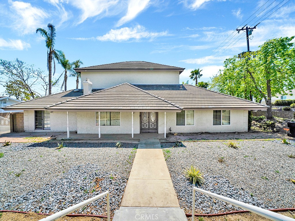 8309 Hillside Road Property Photo