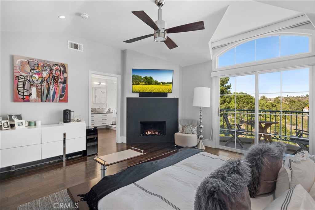 4 Chandon Property Photo 12