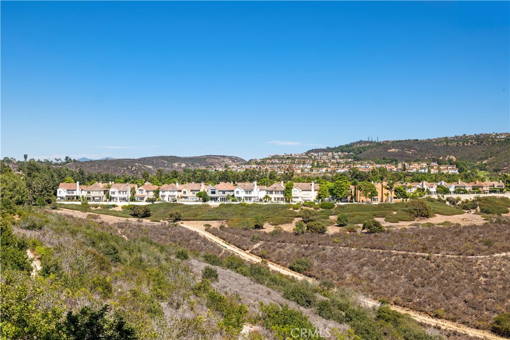4 Chandon Property Photo 22