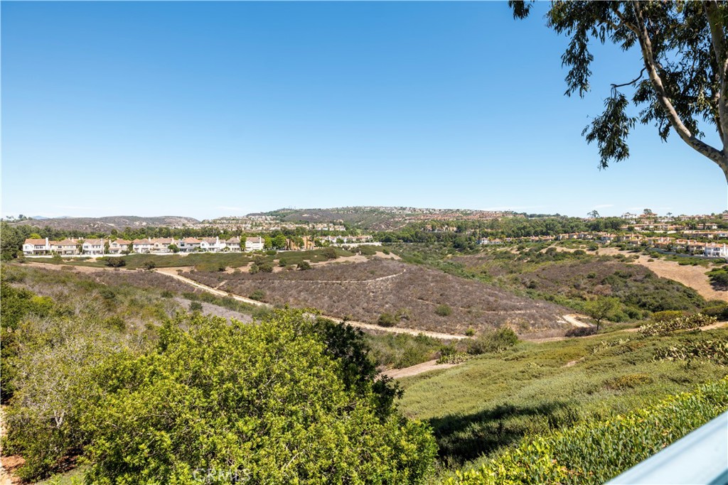 4 Chandon Property Photo 23