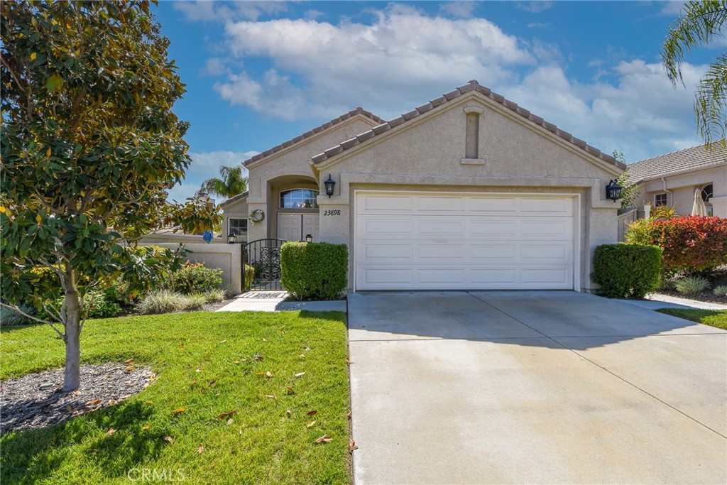 23898 Via Pamilla Property Photo 2