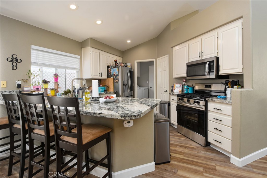 23898 Via Pamilla Property Photo 9