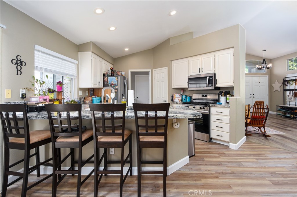 23898 Via Pamilla Property Photo 10