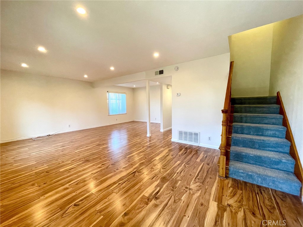 10296 Colombia River Court Property Photo 4