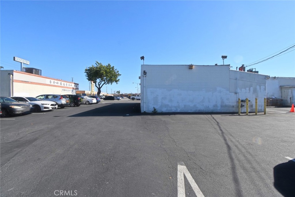 8547 Westminster Ave Property Photo 15