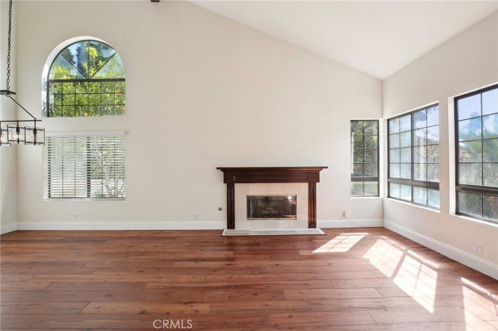 25682 Nottingham Court Property Photo 5