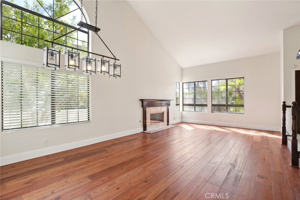 25682 Nottingham Court Property Photo 8