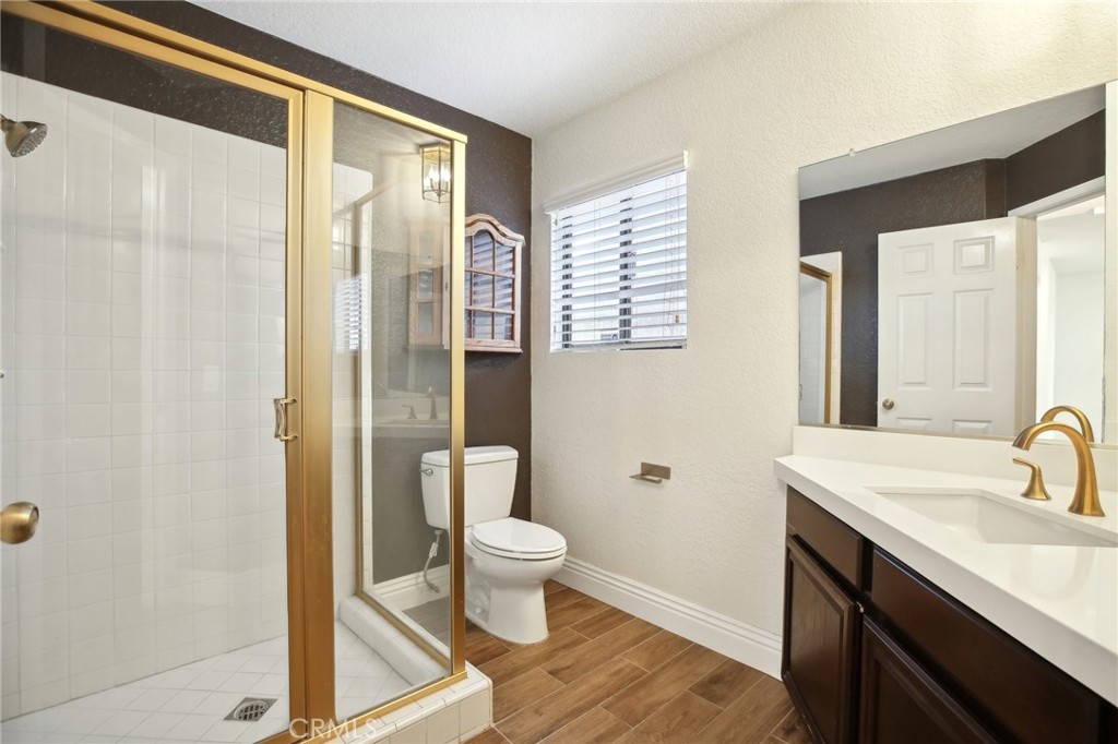 25682 Nottingham Court Property Photo 25