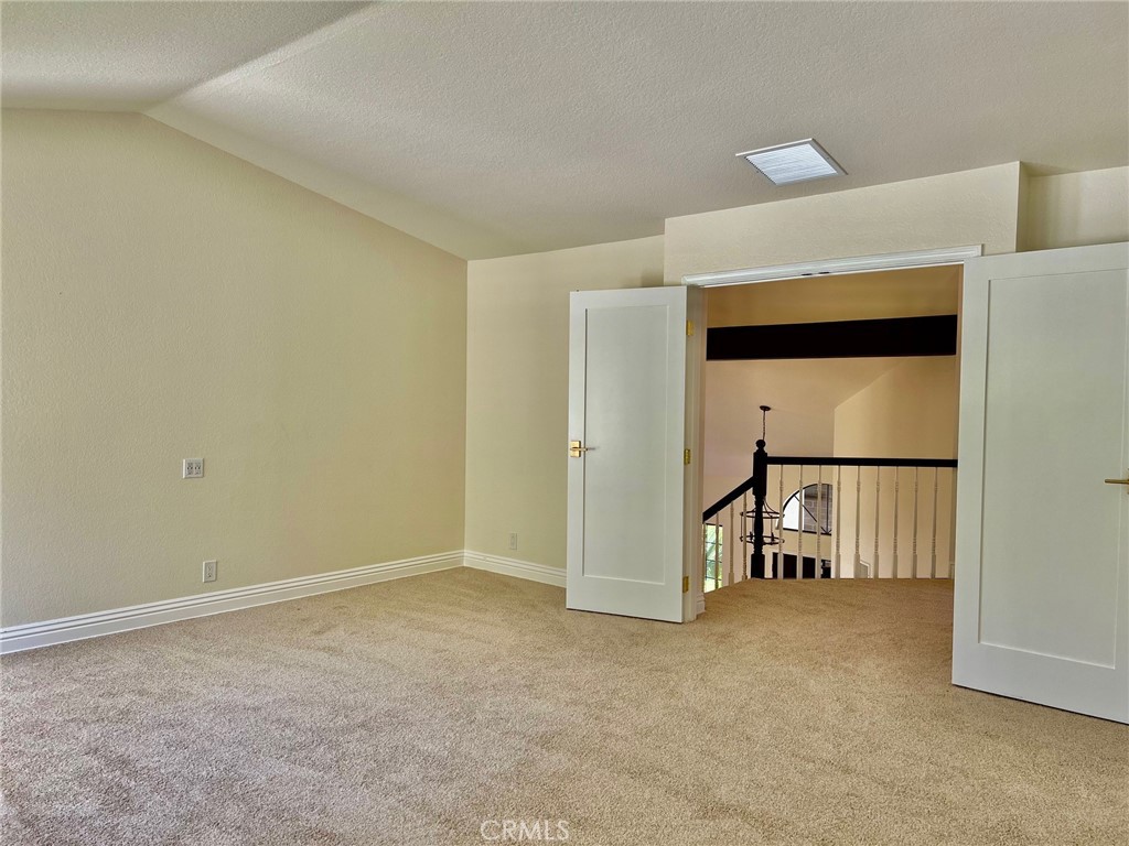 25682 Nottingham Court Property Photo 28