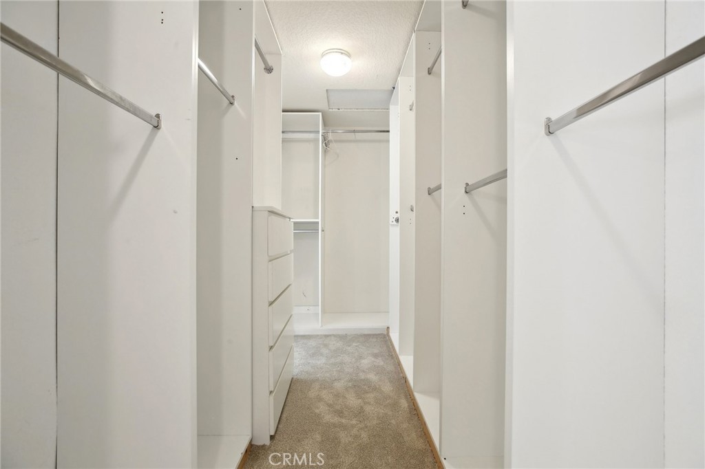 25682 Nottingham Court Property Photo 36