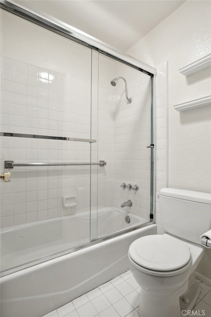 25682 Nottingham Court Property Photo 38