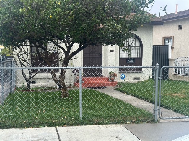 3090 Flower St Property Photo 1