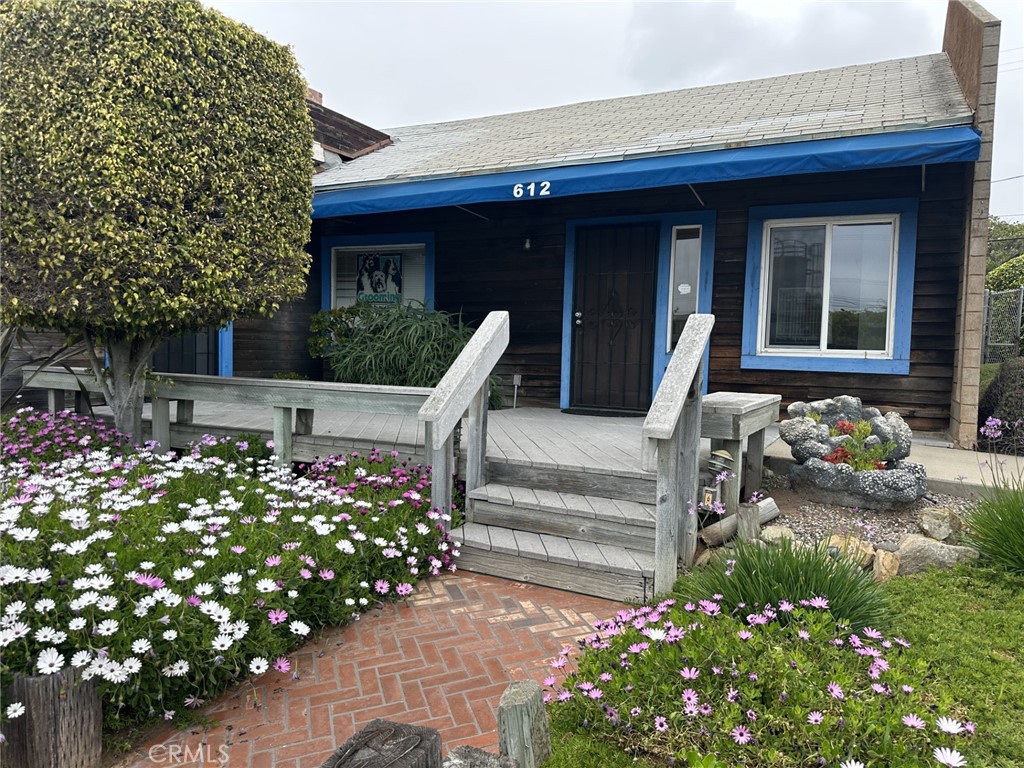 612 S Coast Hwy Property Photo 3