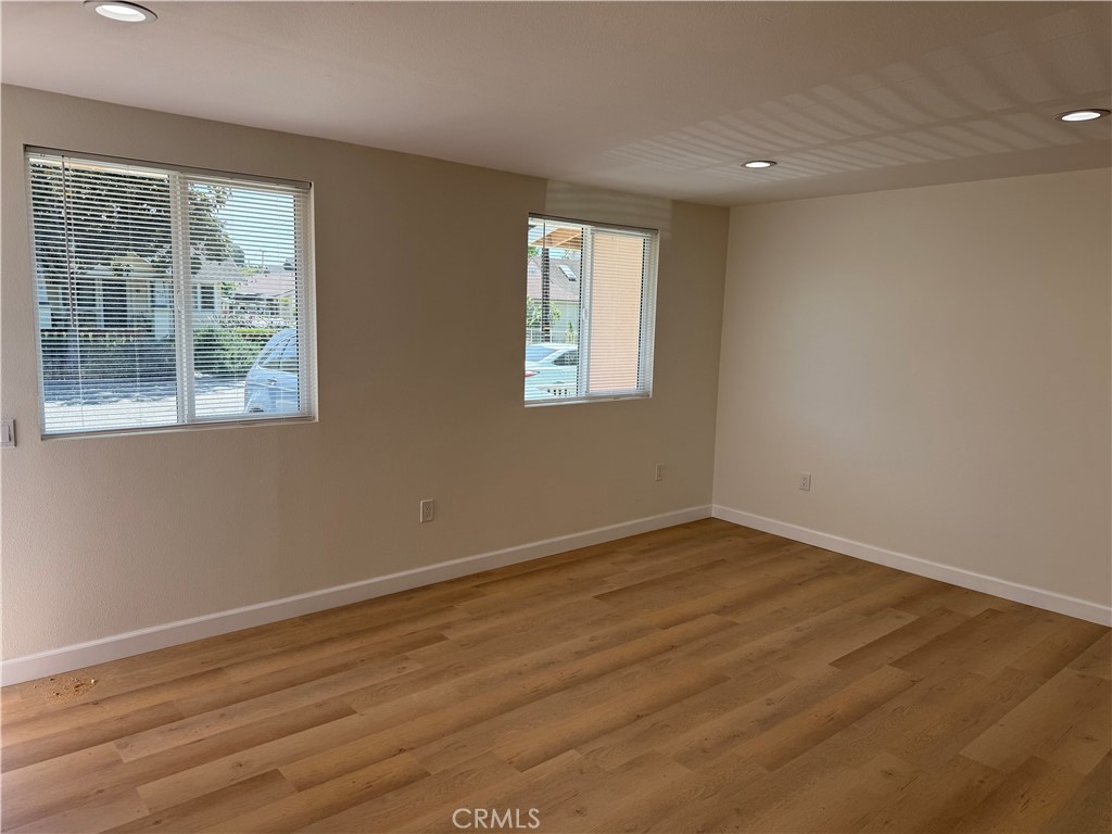 337 E La Veta Avenue Property Photo 7