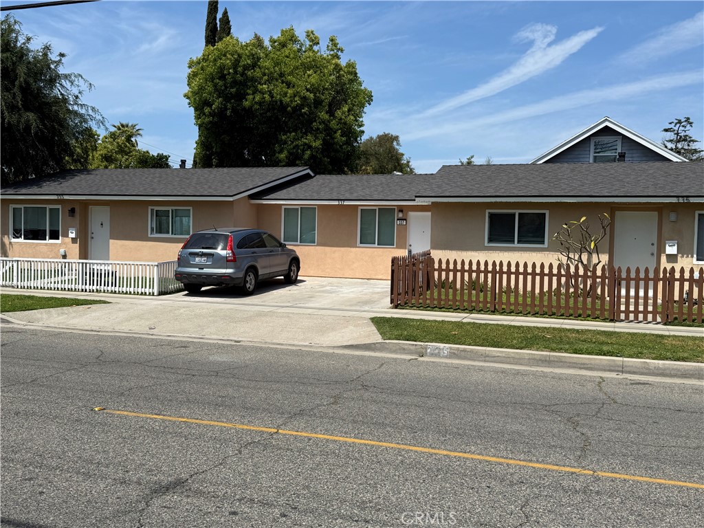 337 E La Veta Avenue Property Photo 8