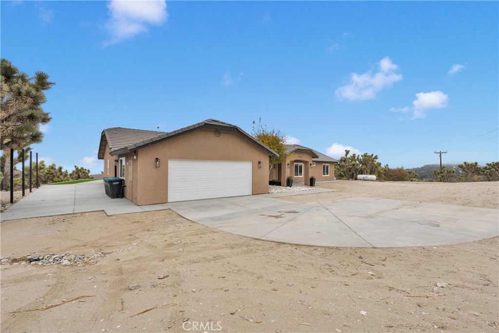 2128 Pheasant Road Property Photo 6