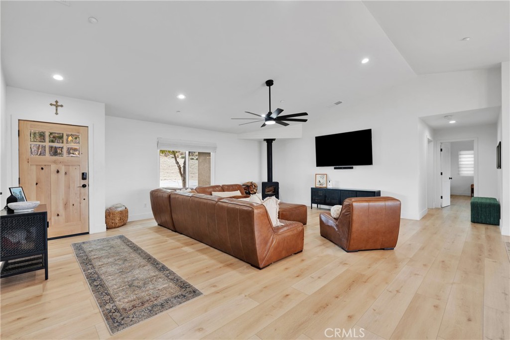 2128 Pheasant Road Property Photo 8