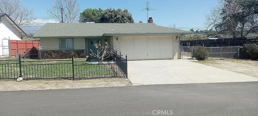 12669 Loma Vista Court Property Photo