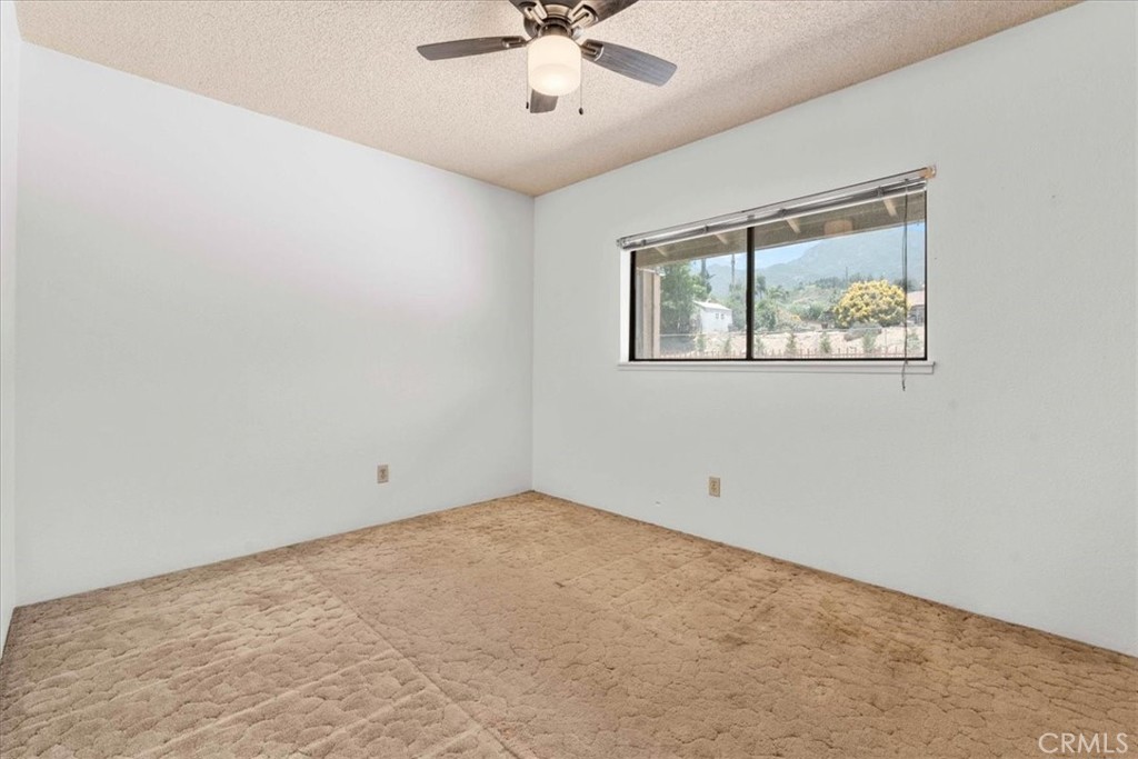 18510 Santa Fe Avenue Property Photo 12