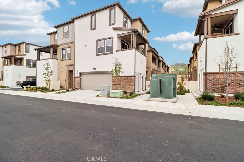 1541 Stratus Drive Property Photo 1