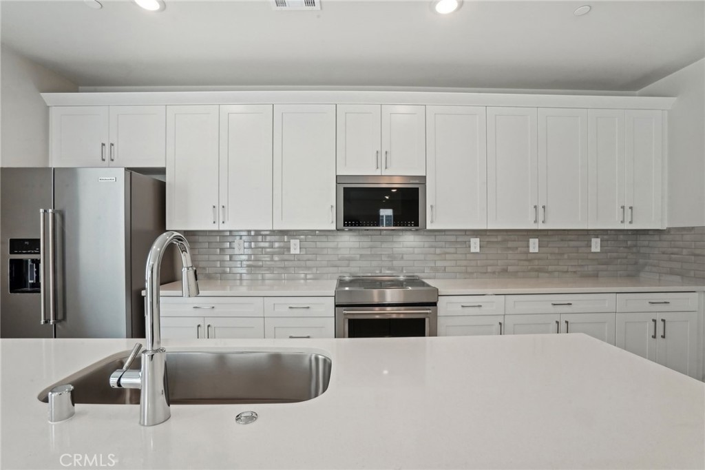 2070 Zest Street Property Photo 13