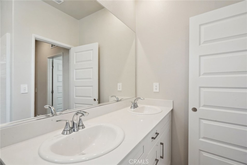 2070 Zest Street Property Photo 21