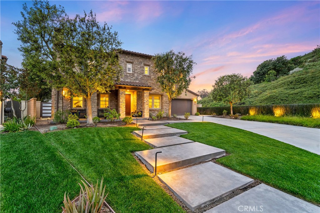 12 Via Alcamo Property Photo 1