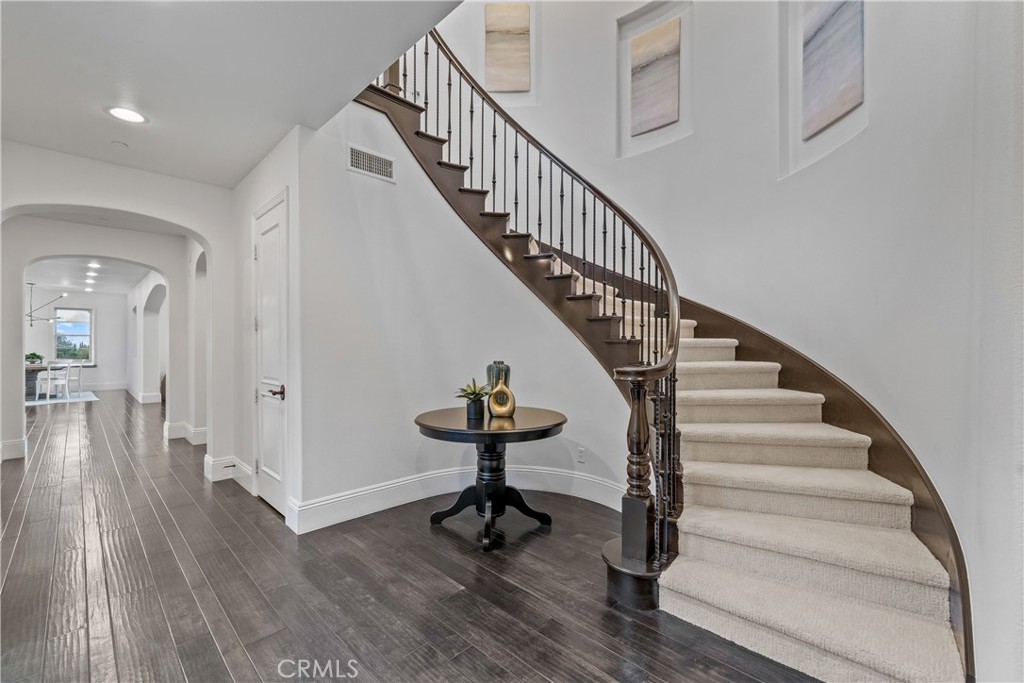 12 Via Alcamo Property Photo 4