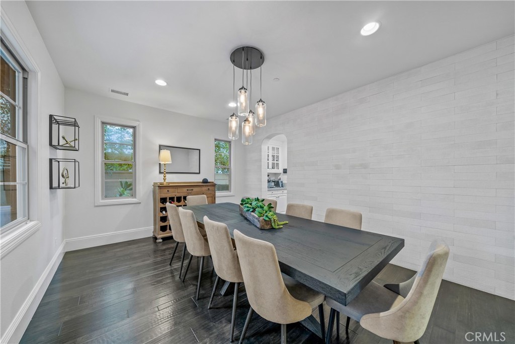 12 Via Alcamo Property Photo 8