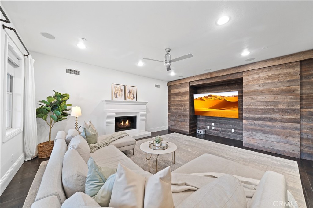 12 Via Alcamo Property Photo 12