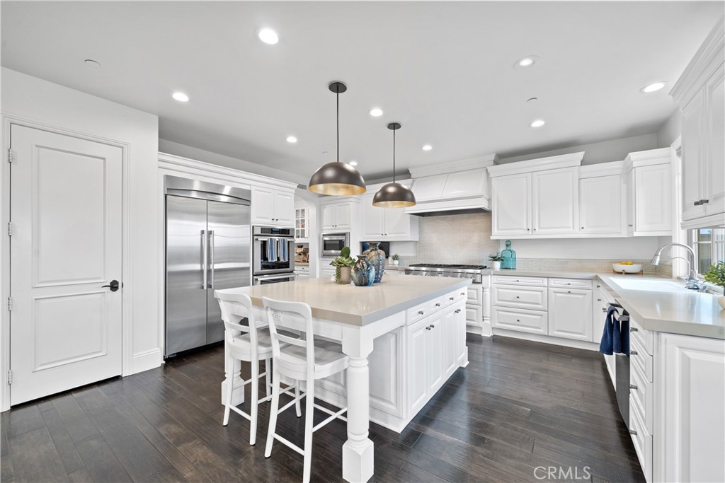 12 Via Alcamo Property Photo 18