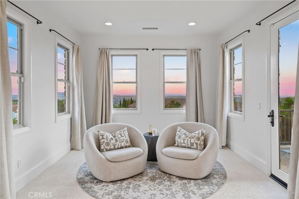 12 Via Alcamo Property Photo 23