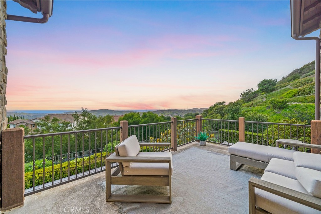 12 Via Alcamo Property Photo 26