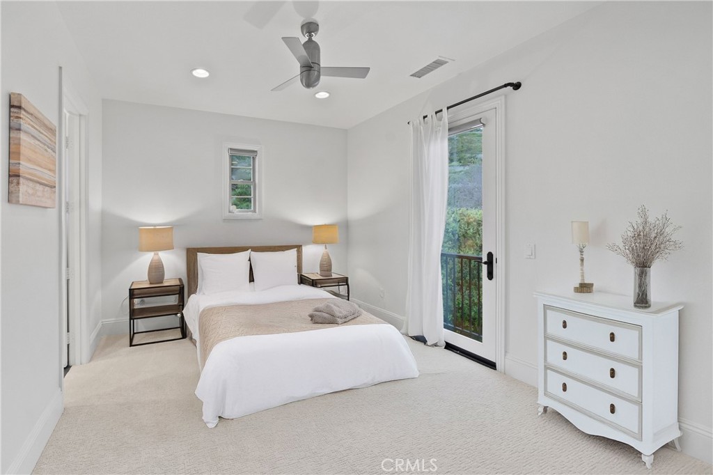 12 Via Alcamo Property Photo 28