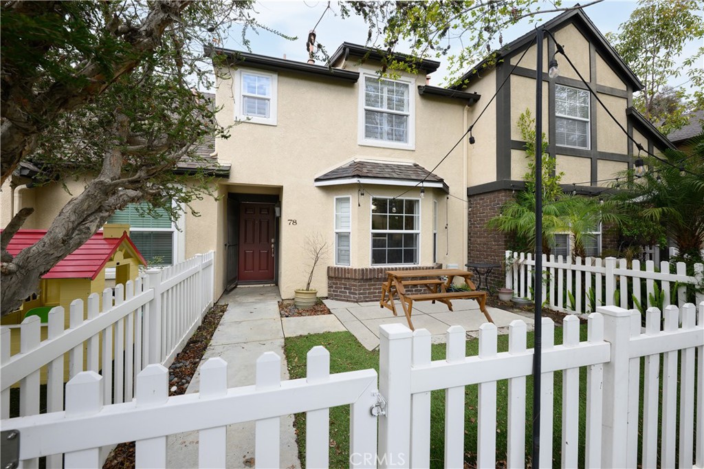 78 Three Vines Court Property Photo 1