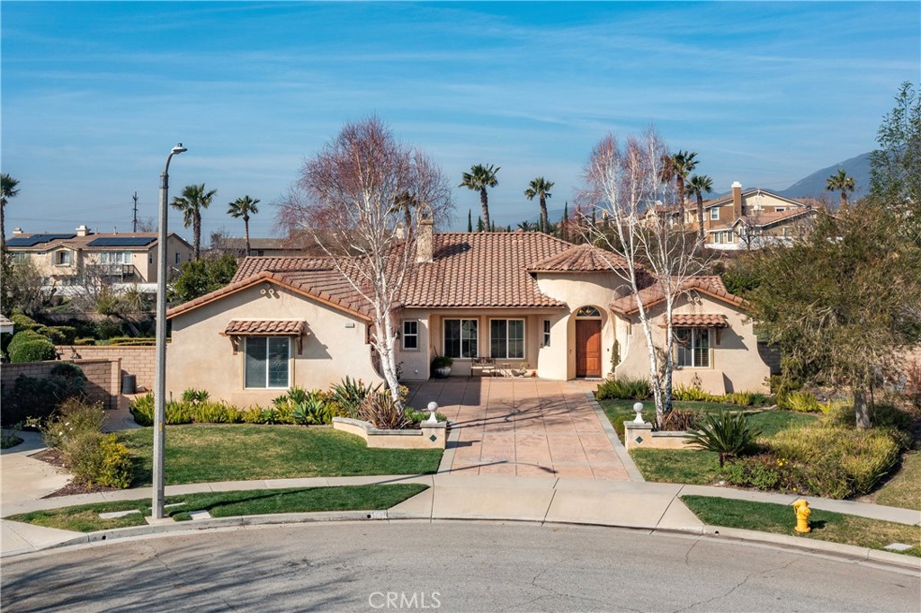 5660 Stoneview Road Property Photo