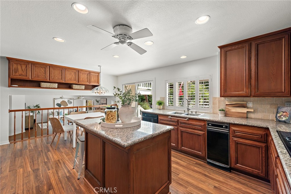 25122 Black Horse Lane Property Photo 7