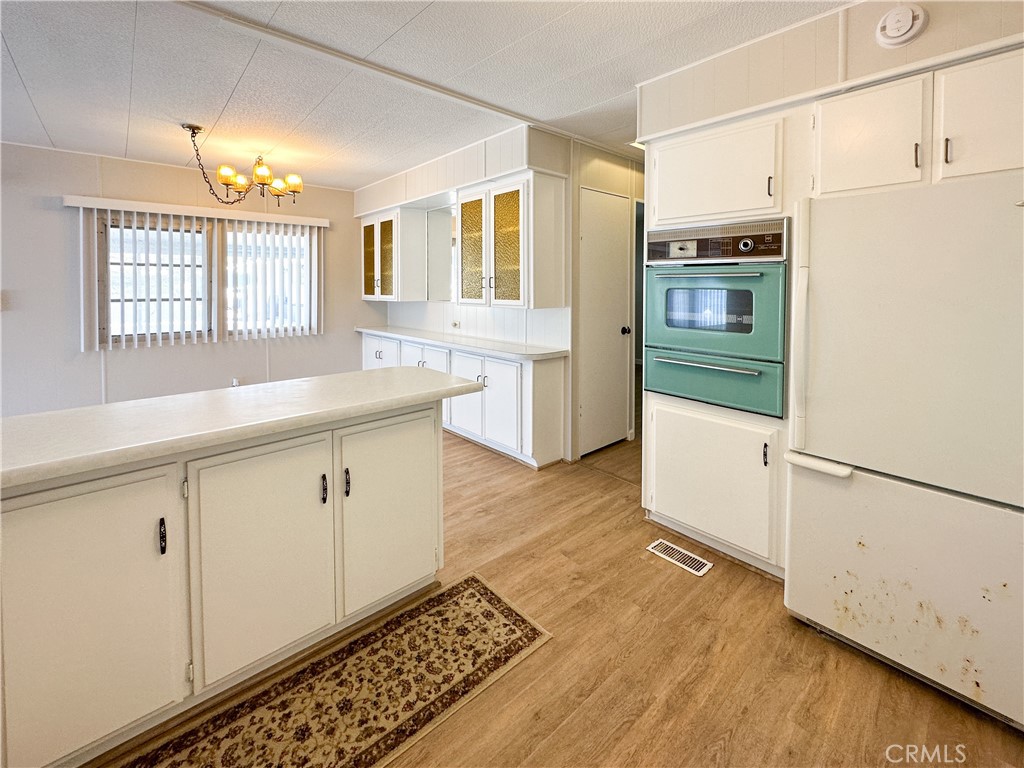 80 Huntington Street 707 Property Photo 8