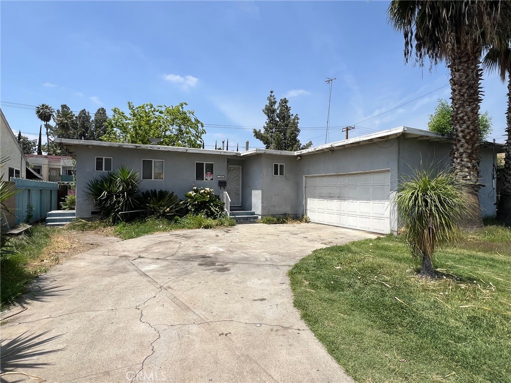 1390 Pepper Tree Lane Property Photo
