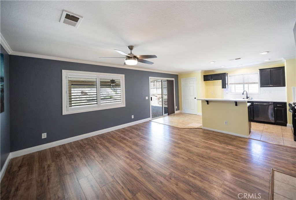 29435 Falling Leaf Drive Property Photo 8