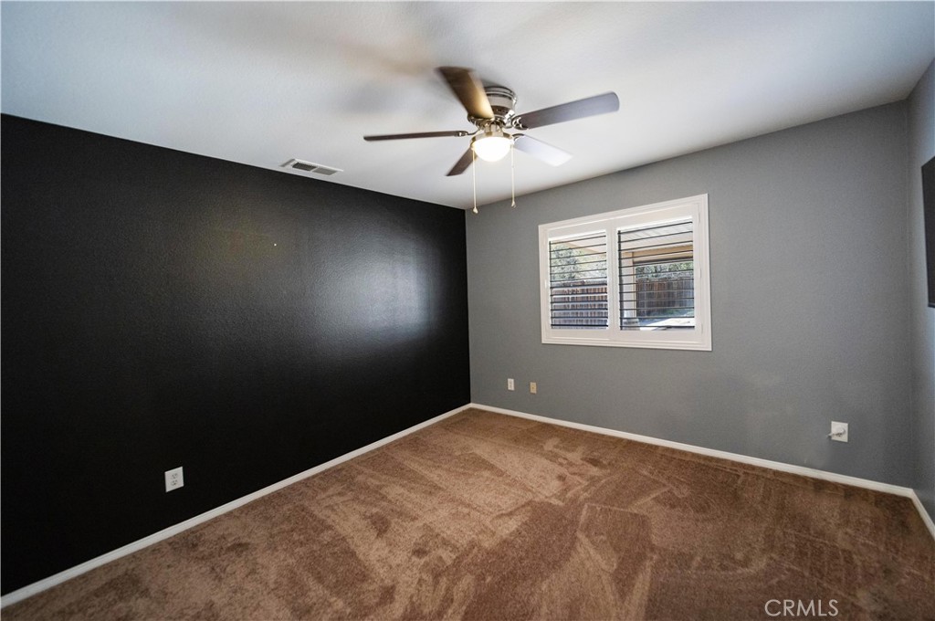 29435 Falling Leaf Drive Property Photo 17
