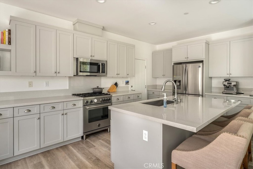 949 Sunlit Lane Property Photo 2
