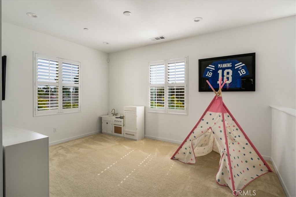 949 Sunlit Lane Property Photo 13
