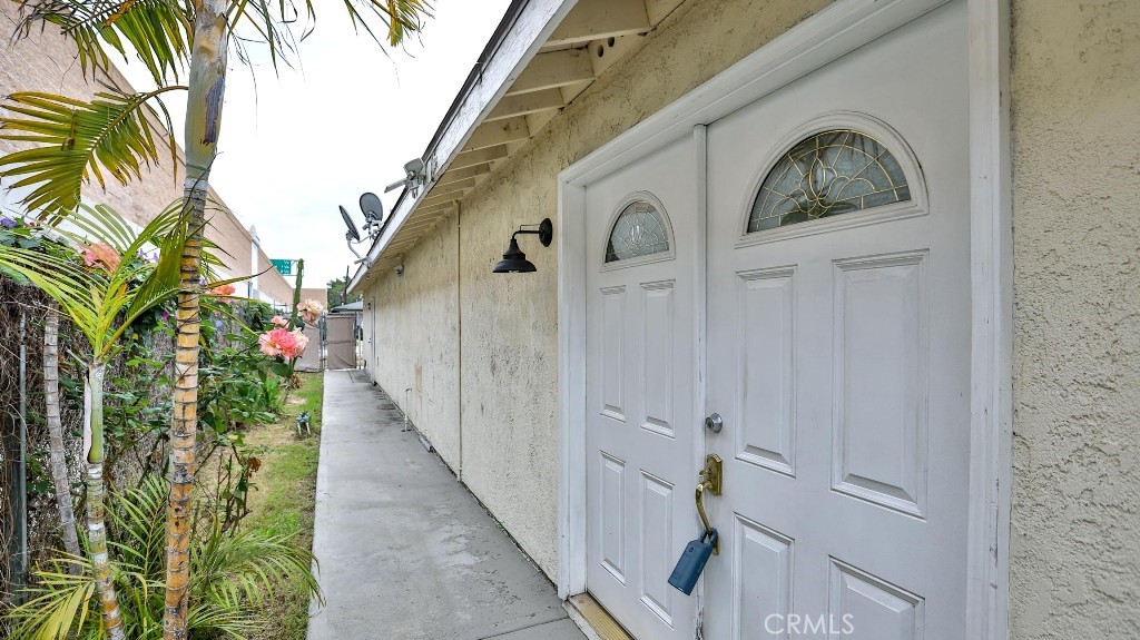 13581 Bowen Street Property Photo 1
