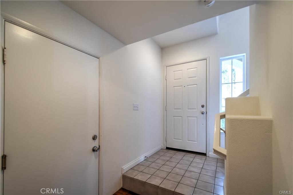 8 Silvermaple Property Photo 4