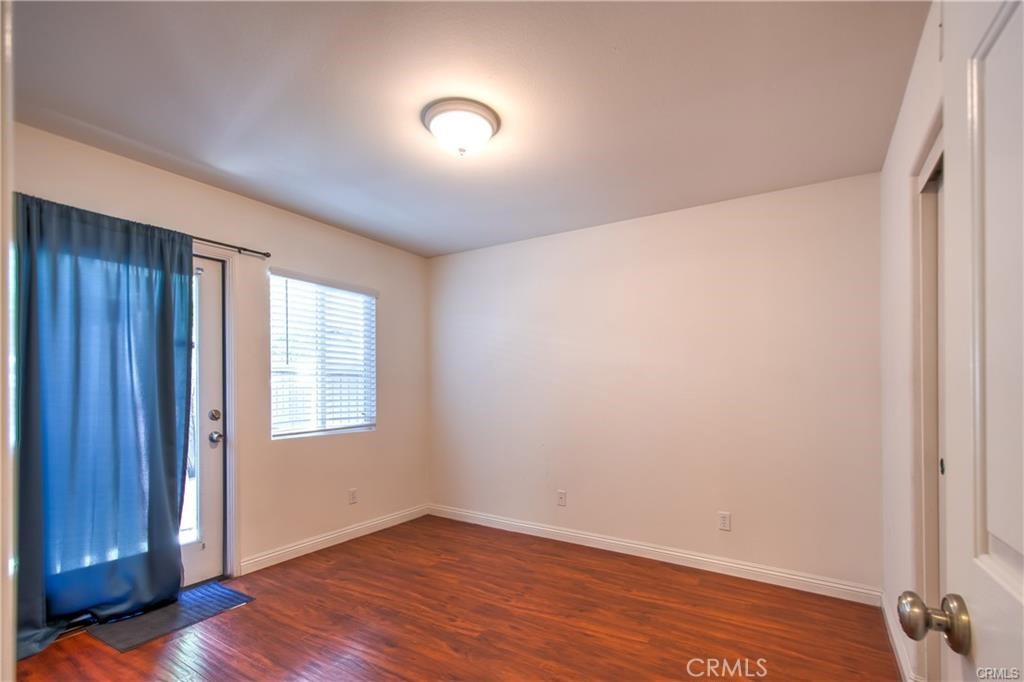 8 Silvermaple Property Photo 6