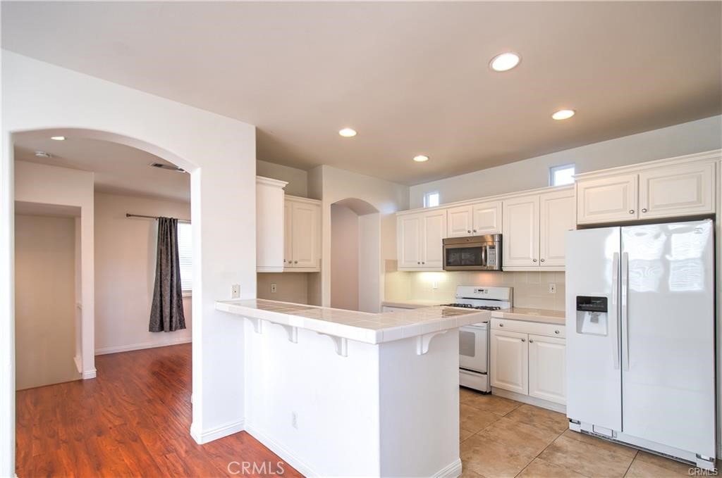 8 Silvermaple Property Photo 19