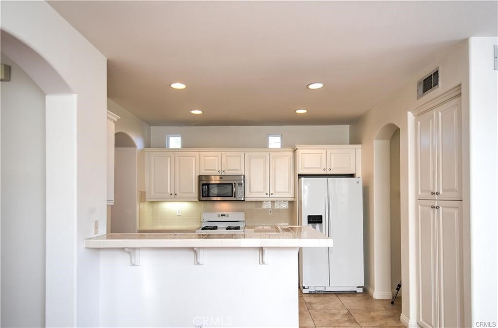 8 Silvermaple Property Photo 22