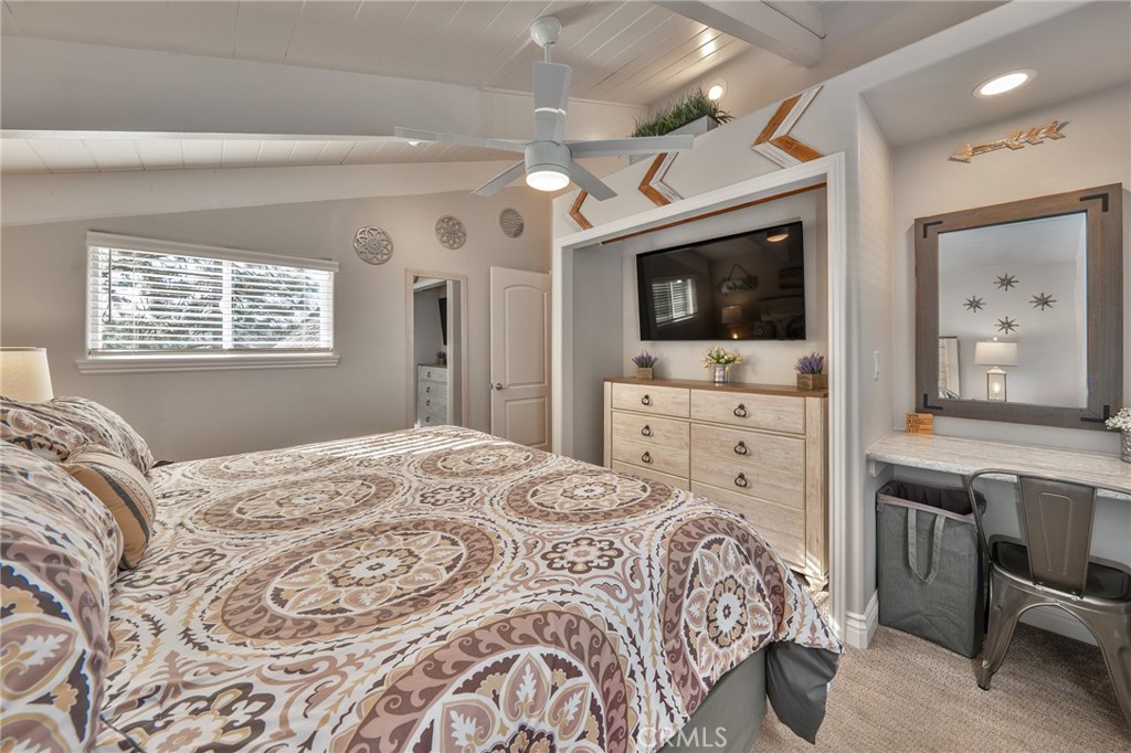27550 North Bay Road Property Photo 28